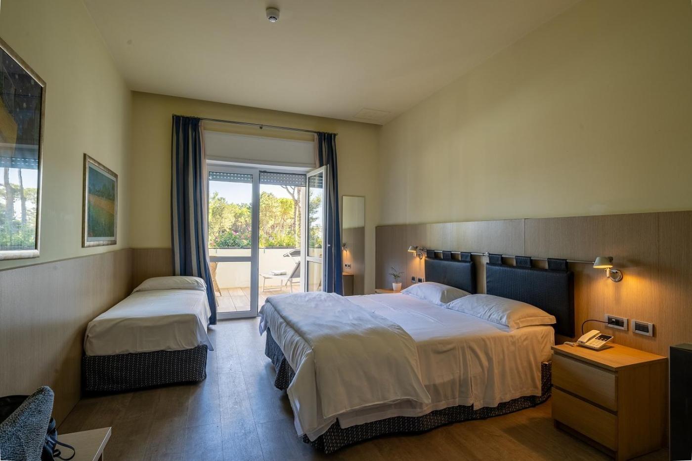 Il Tridente Hotel Bibione Kültér fotó