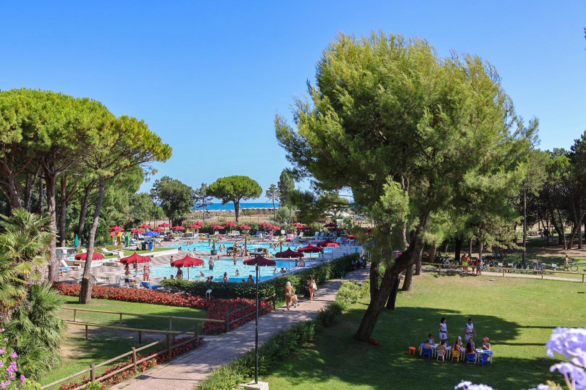 Il Tridente Hotel Bibione Kültér fotó