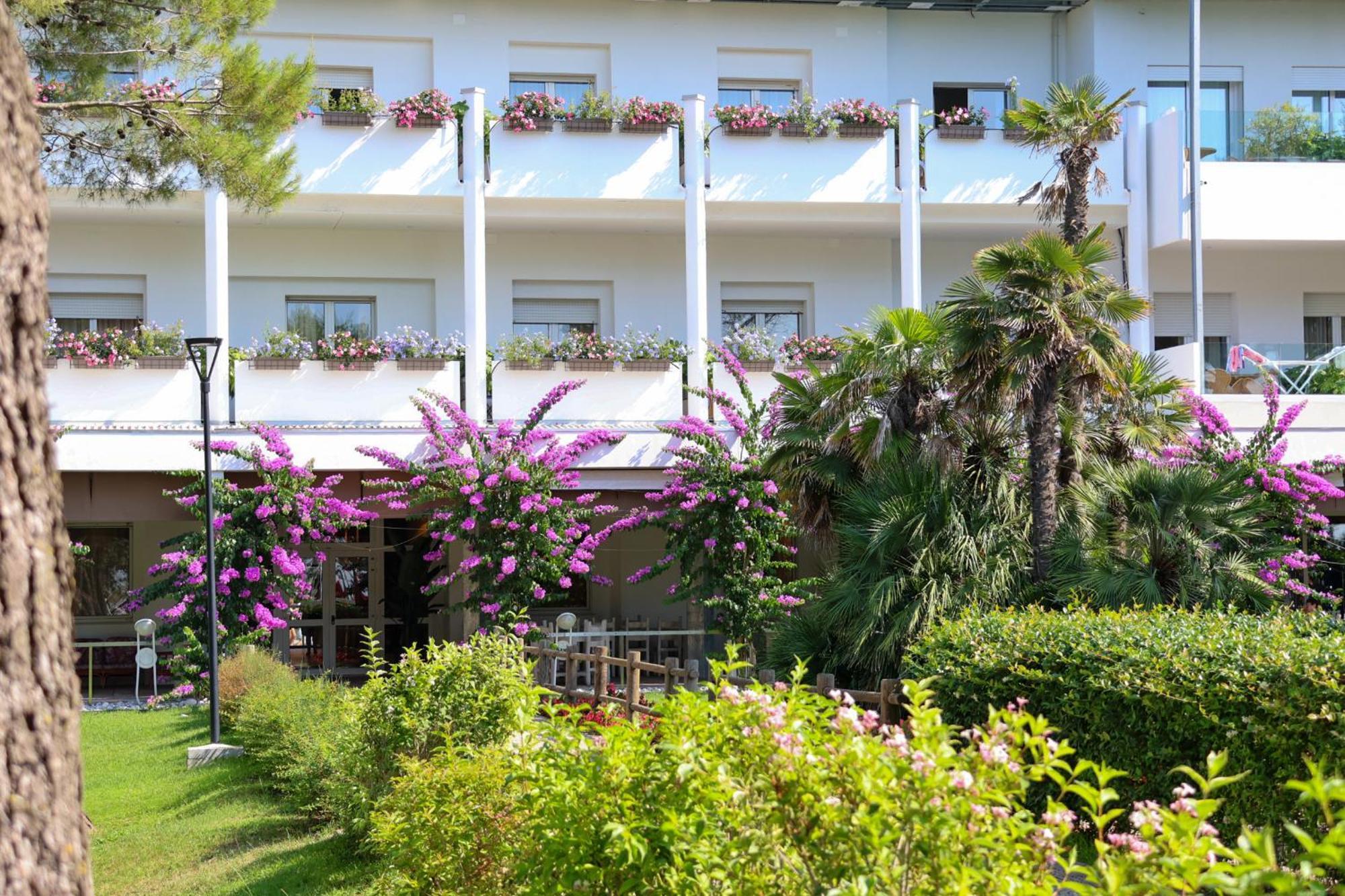 Il Tridente Hotel Bibione Kültér fotó